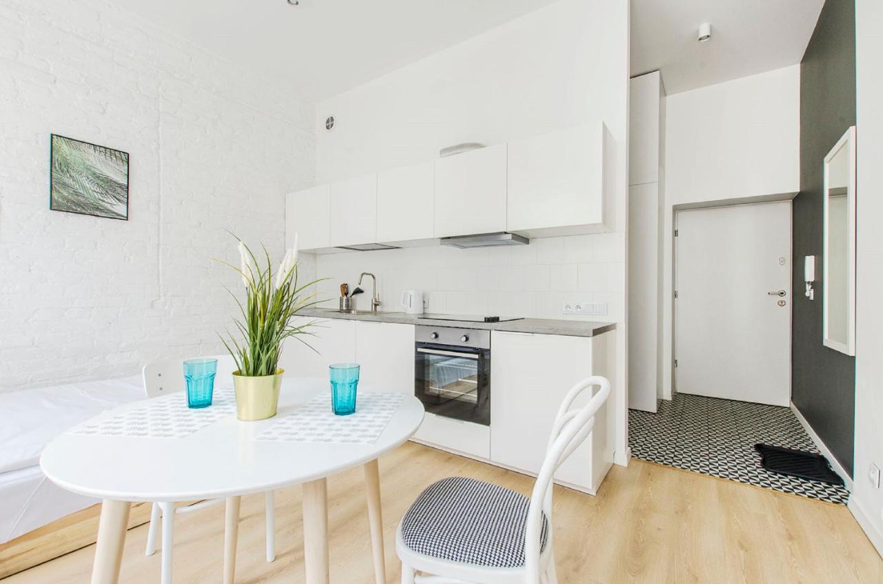 Apartstate On 6 Sierpnia, 37 Apartment
